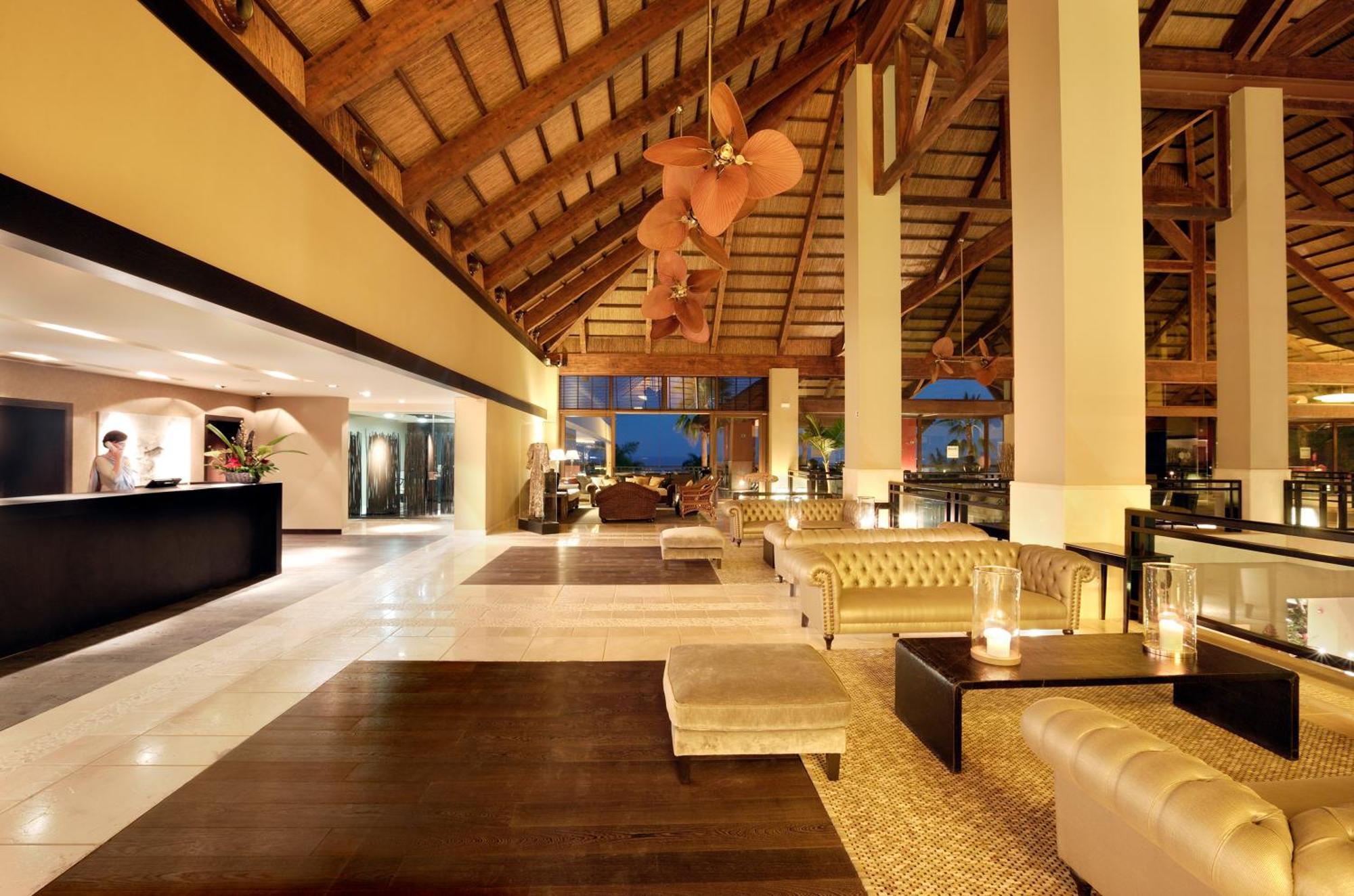 Asia Gardens Hotel & Thai Spa, A Royal Hideaway Hotel Фінестрат Екстер'єр фото Lobby